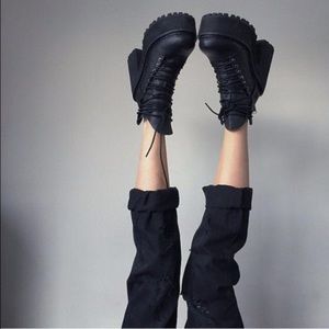 UNIF THRASH BOOTS